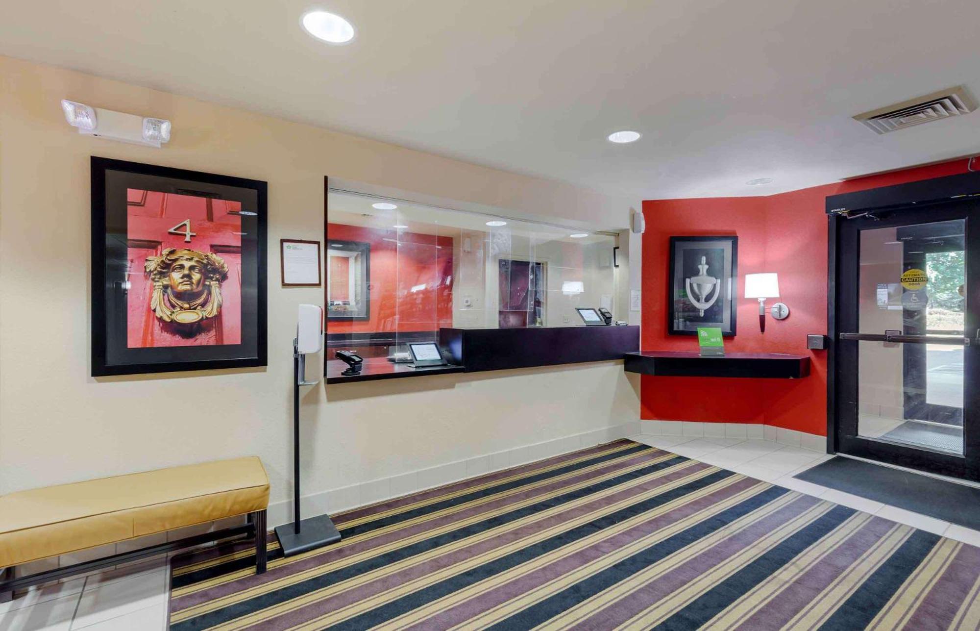 Extended Stay America Suites - Washington Dc Germantown Milestone Exterior foto