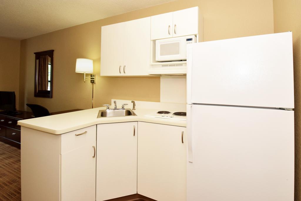 Extended Stay America Suites - Washington Dc Germantown Milestone Exterior foto
